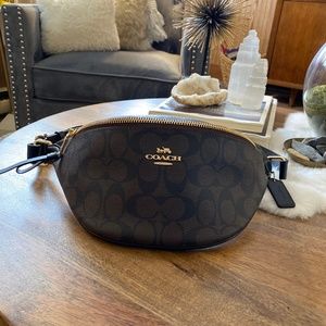 Coach Signature Belt Bag